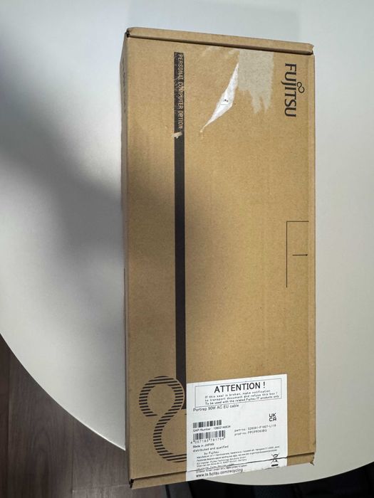 Fujitsu Port Replicator Adapter 90W Cabo Eur - S26391-F1607-L119