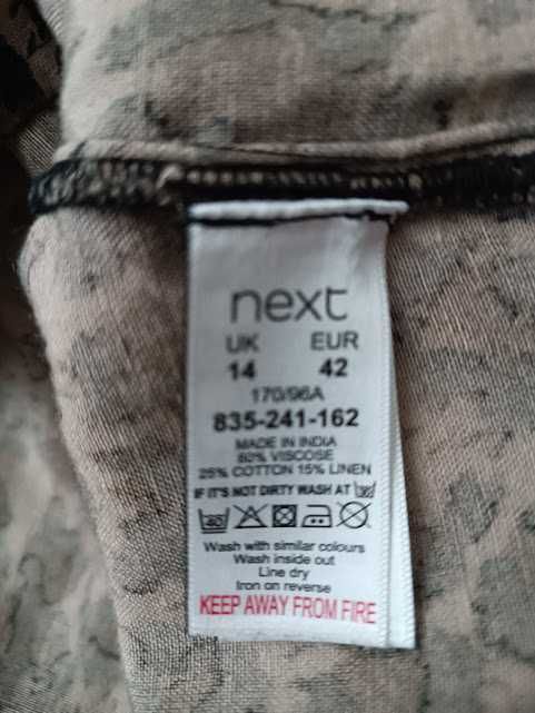 Принтована блузка від NEXT (розмір 14)