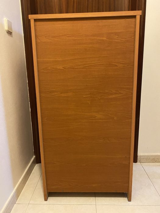Cómoda com 7 gavetas