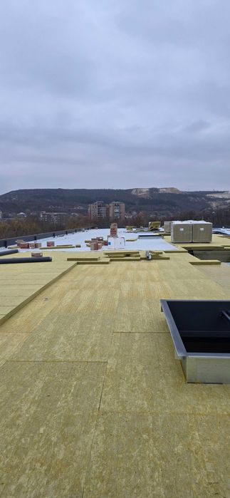 Монтаж ПВХ / ТПО мембрани Плоский дах Плоска мембранна покрівля