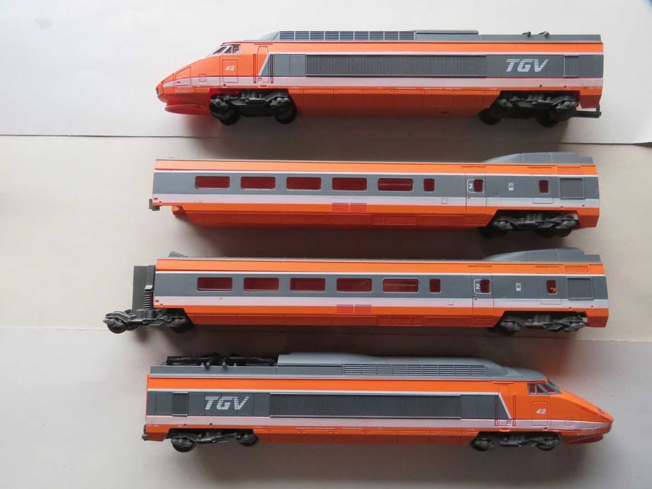 Troco Comboio electrico "HO" TGV; ler anuncio