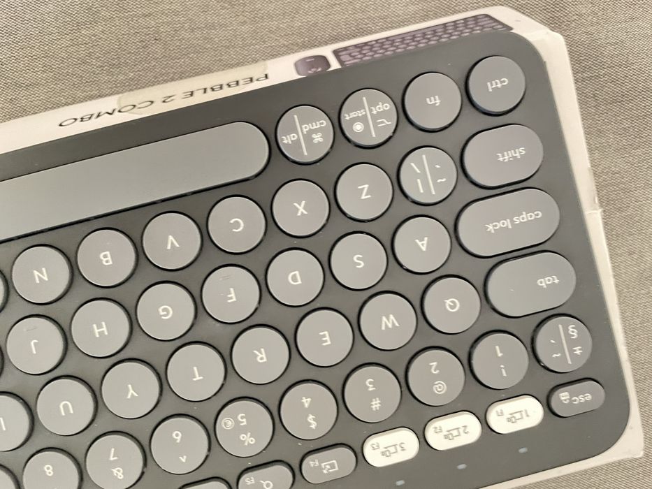 Teclado Logitrch Pebble 2 combo