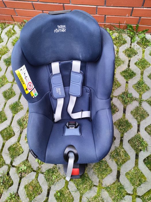 Fotelik samochodowy obrotowy britax dualfix  M i-size