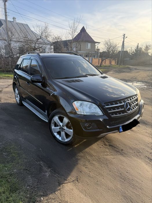 Продам свой мерседес мл350