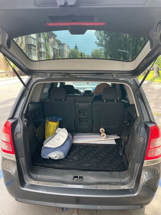 Opel Zafira 2012