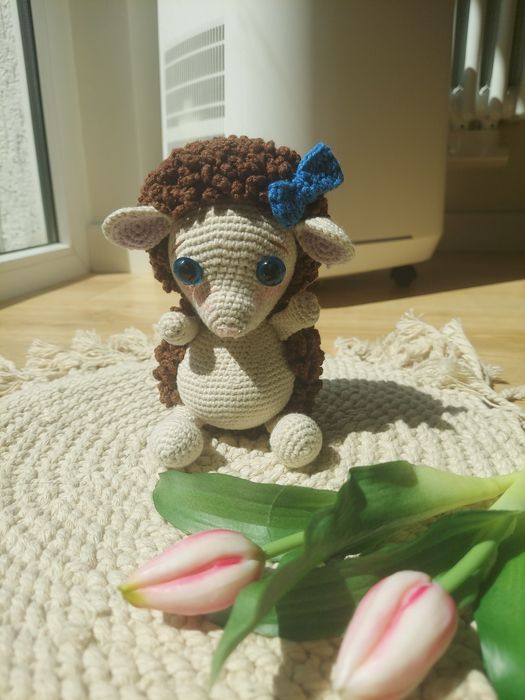 Pluszak jeż jeżyk szydełkowany