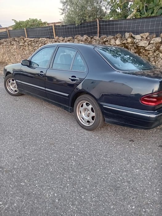 Vendo ou troco Mercedes Benz é220 CDI