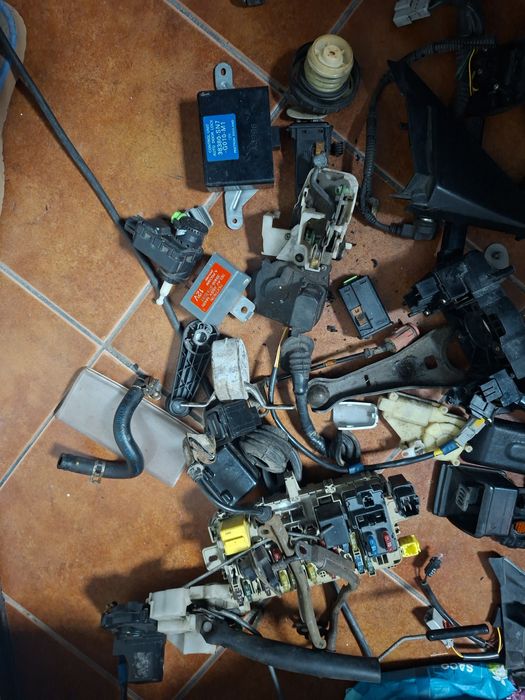 Pecas honda civic MB2   95-00