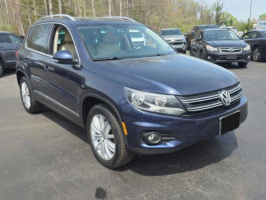 Volkswagen Tiguan      2013