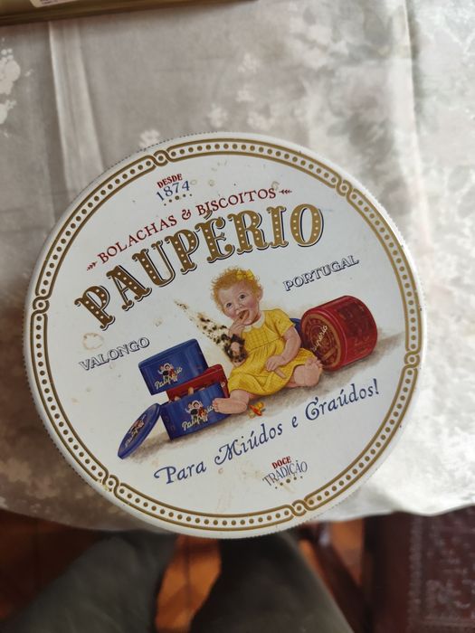 Caixas de latão antigas