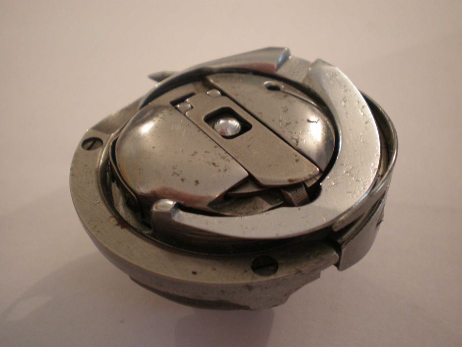 Човники Durkopp Adler 767,467,867,869,281, Juki 780, Minerva 335.