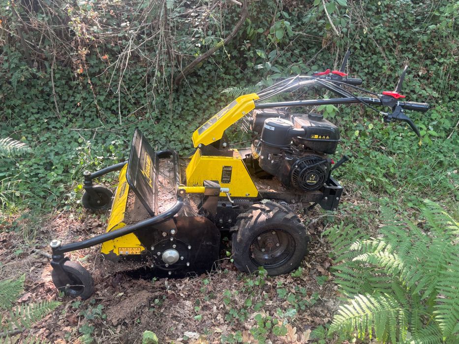 Garland CRUSHER 503 NRQG-V22 302cc Hammer Flail Mower / Brush Cutter