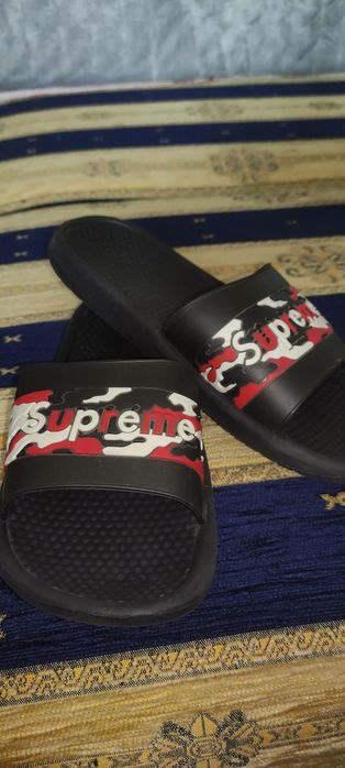Supreme klapki kroksy crocs lato plaża wakacje czarne