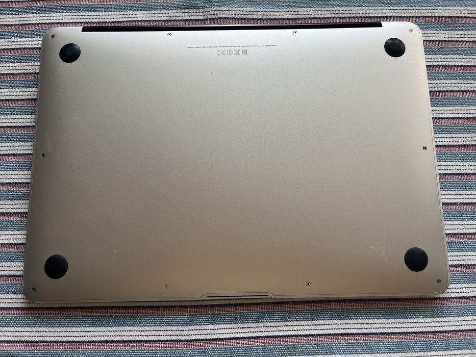 MacBook Air 13 cali początek 2014 - pierwsza właścicielka