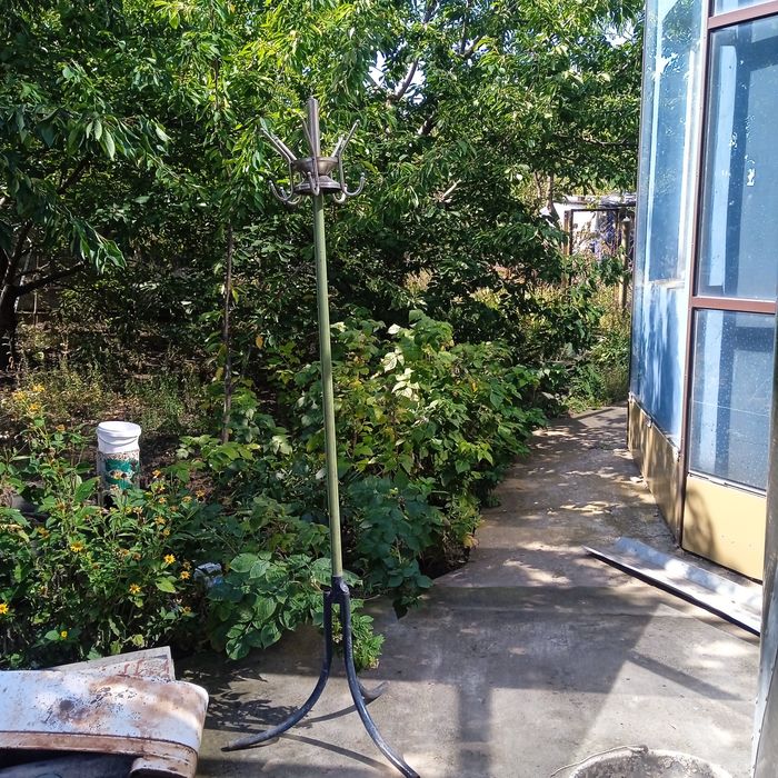 Вішалка металева радянських часів