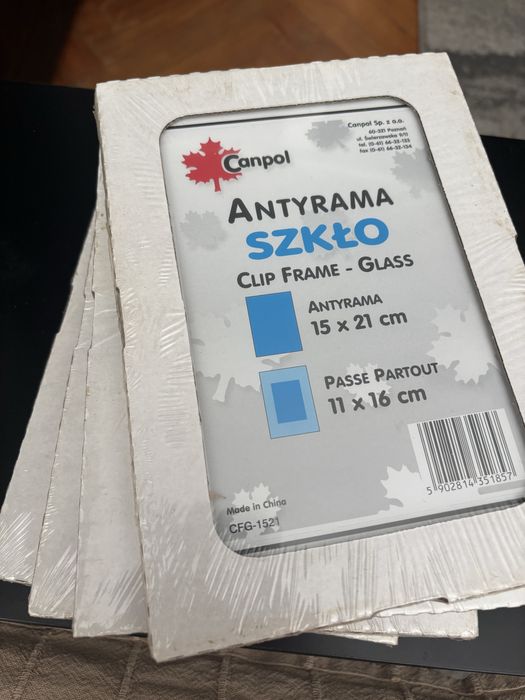 4x antyramy 15x21 cm
