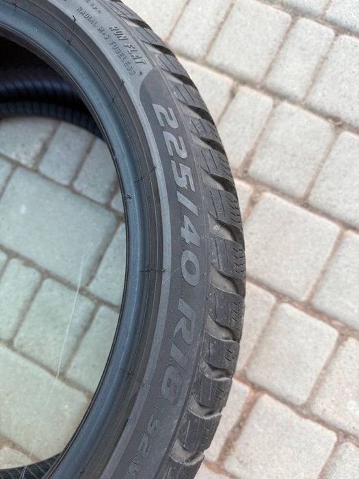 Резина б/у, зима, Pirelli, 225/40, R18, комплект 4 шт