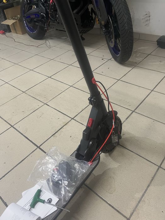 Trotinete eletrica nova