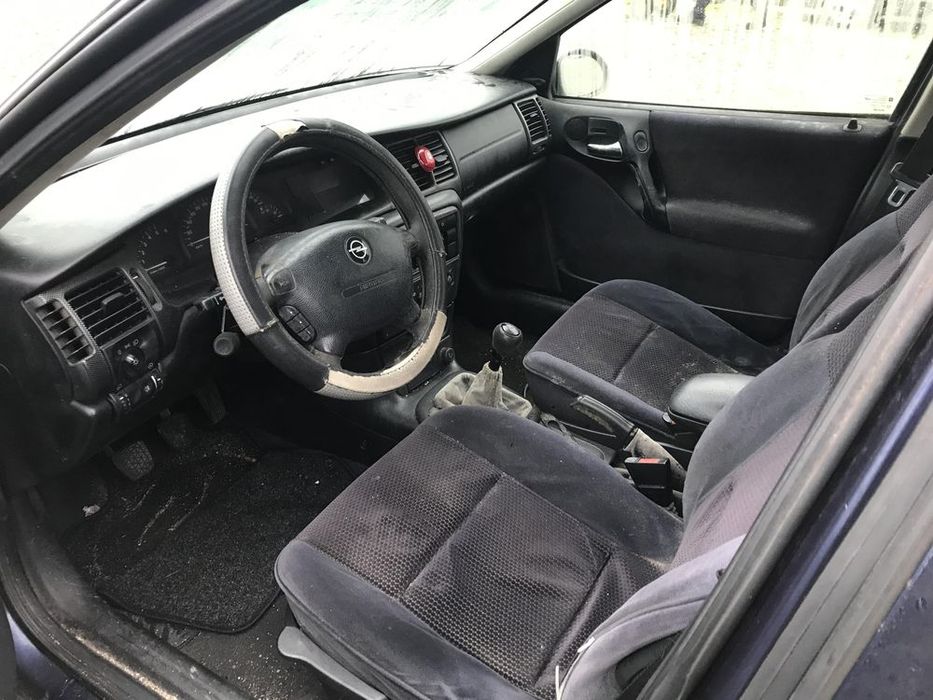 Opel Vectra B 2.0 DTi 16V 4P 1999 - Para Peças