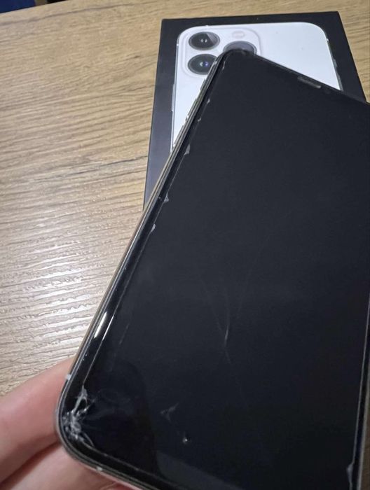 Telefon iphone 11 pro silver