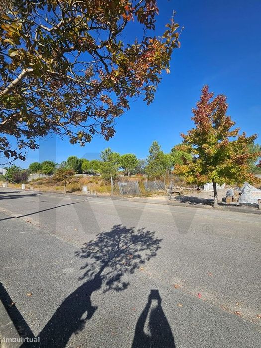 Terreno Urbano de 676m2 (Lote 17) para construção de moradia em Urbani