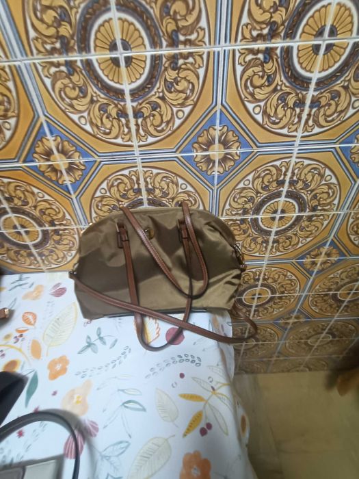 Vendo Malas e Carteiras