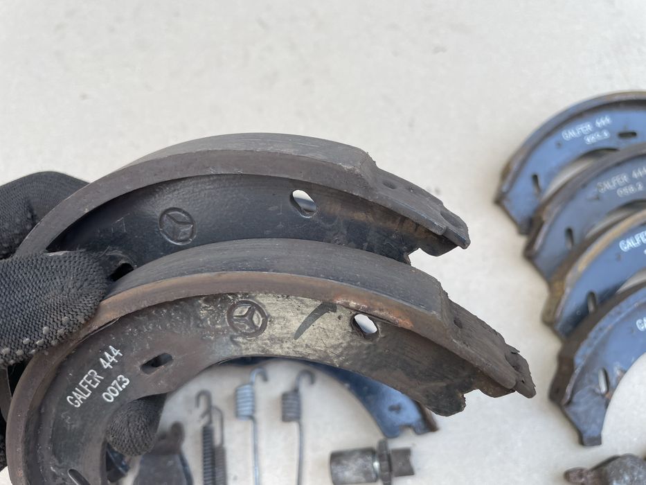 Колодки ручника на VITO-VIANO W 639