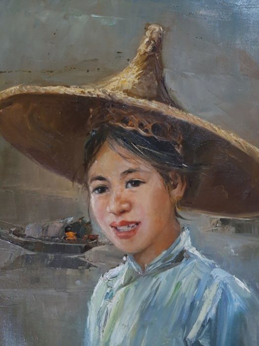 Retrato de menina sobre a paisagem do porto com barco de bambu