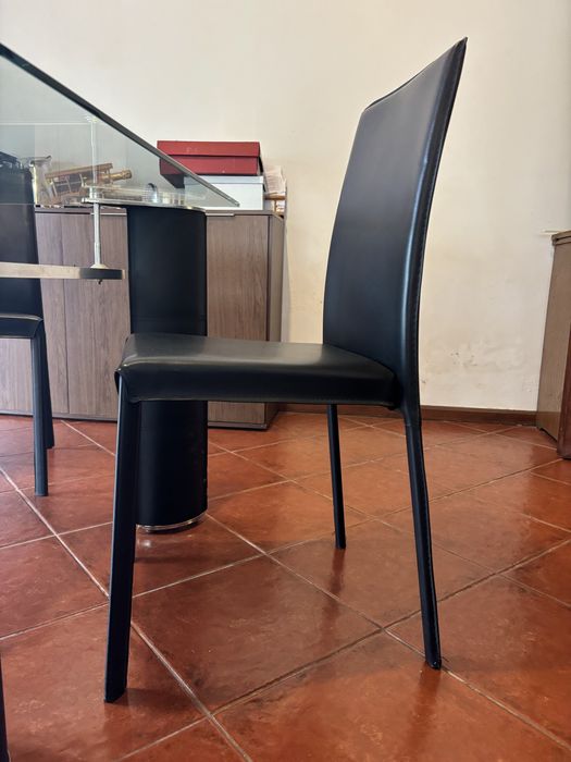 Mesa de vidro + cadeiras
