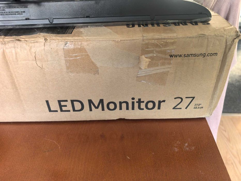 Monitory Samsung S27F350