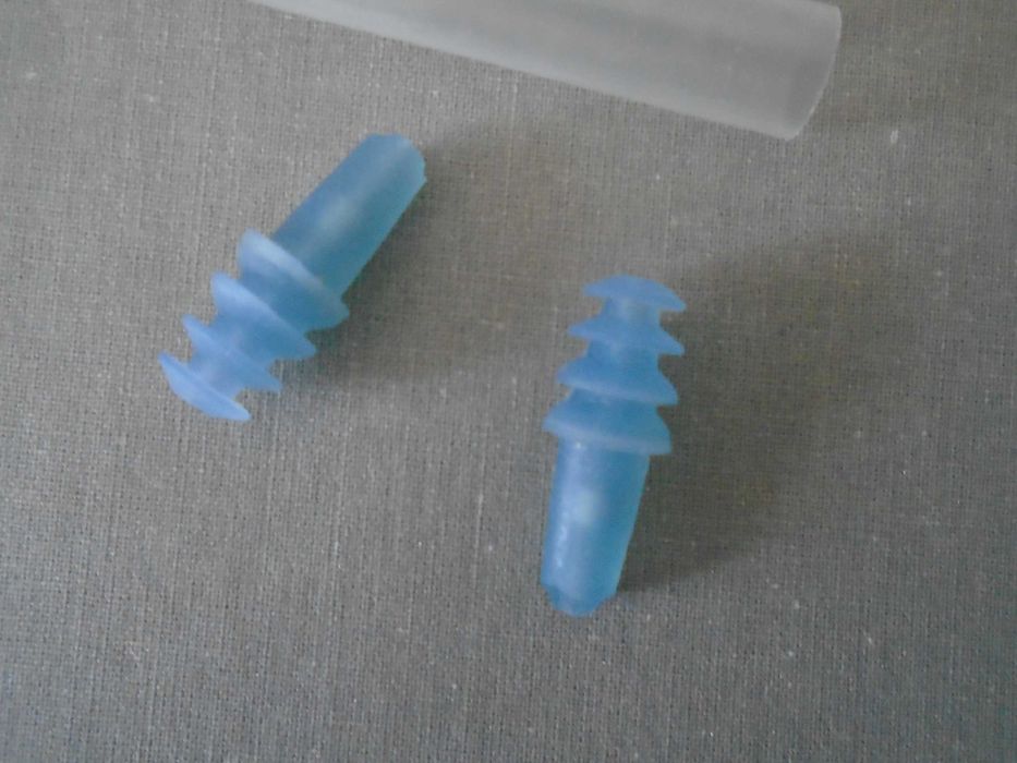 stopery zatyczki silikonowe do uszu do spania i podróży