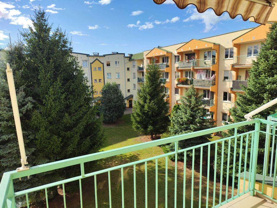 3 pokoje, kuchnia, łazienka, WC, dwa balkony, piwnica, osiedle Górczyn 69,5 m2