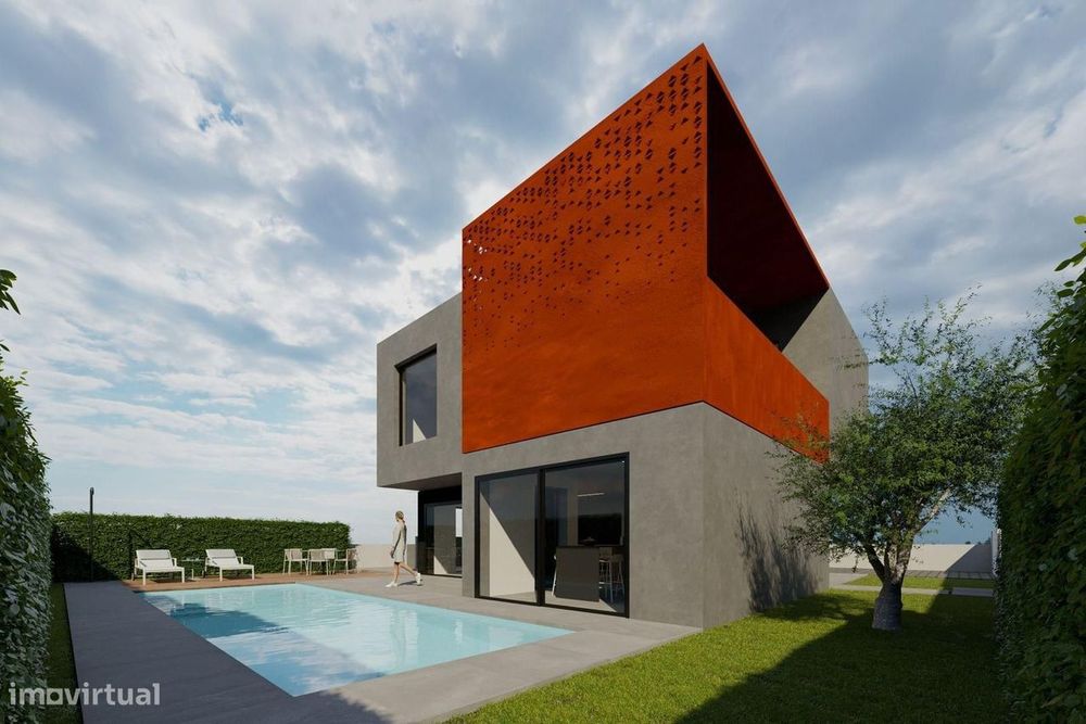 Moradia Isolada T4 com piscina, Aroeira, Almada