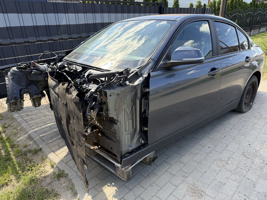Bmw f30 320d  Okazja