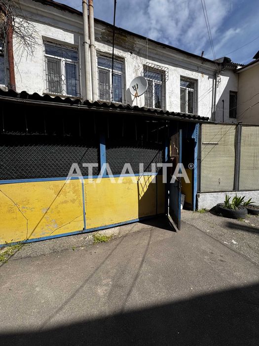 1- комнатная квартира в центре  по улице  Базарная