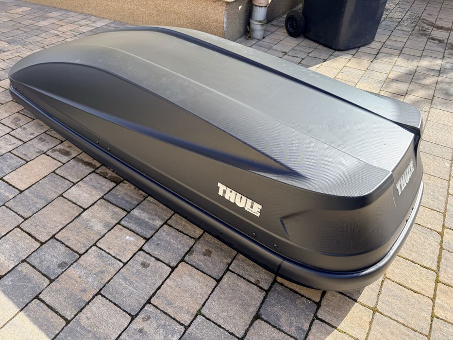 Thule Touring 780 black aeroskin