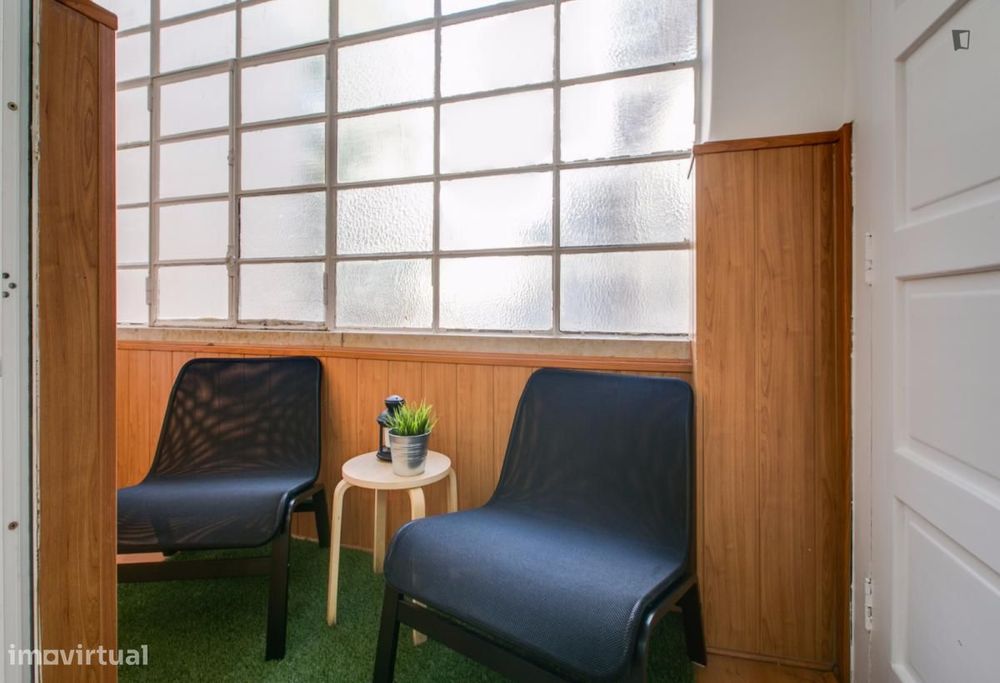 Quarto - localizado em Picoas Lisbon