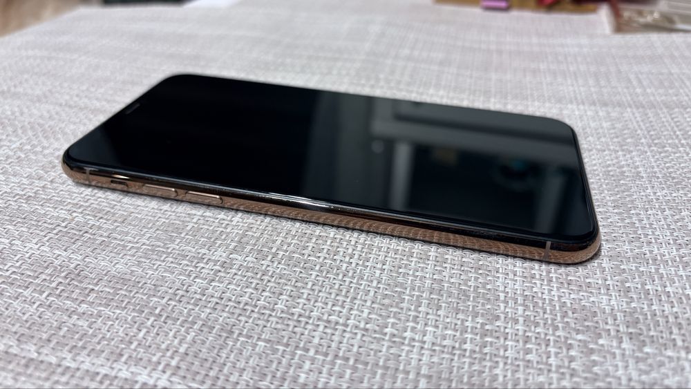Iphone 11 Pro Max  64 GB Złoty