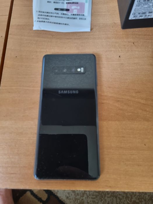 Продам телефон Samsung