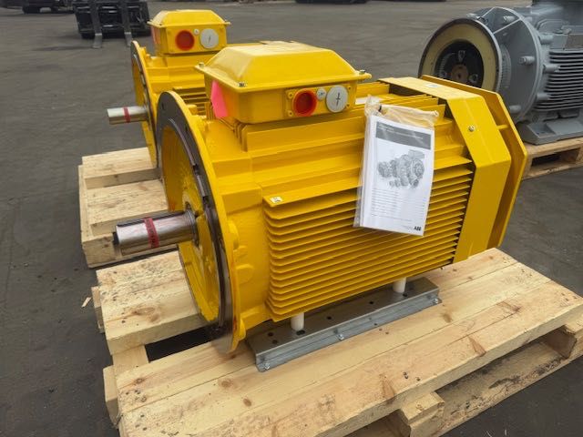 silnik elektryczny nowy 55 kw /650 v