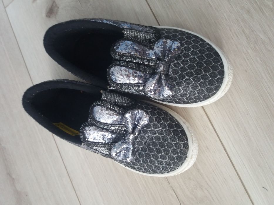 Super buciki brokatowe r.28