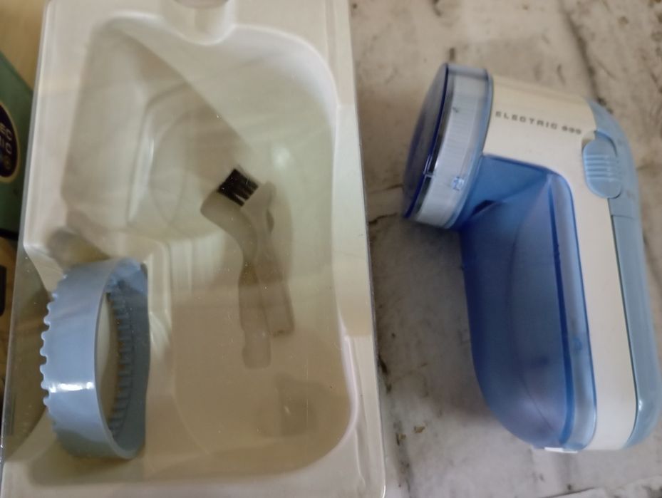 Tira borbotos roupa elétrico NOVO