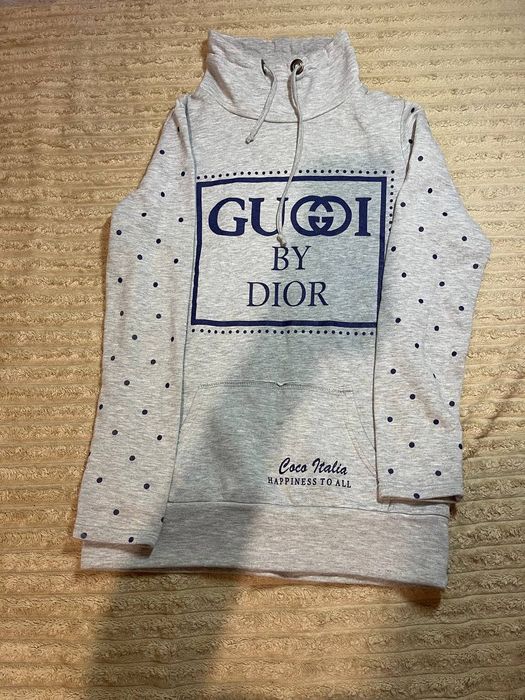 Стильна жіноча кофта