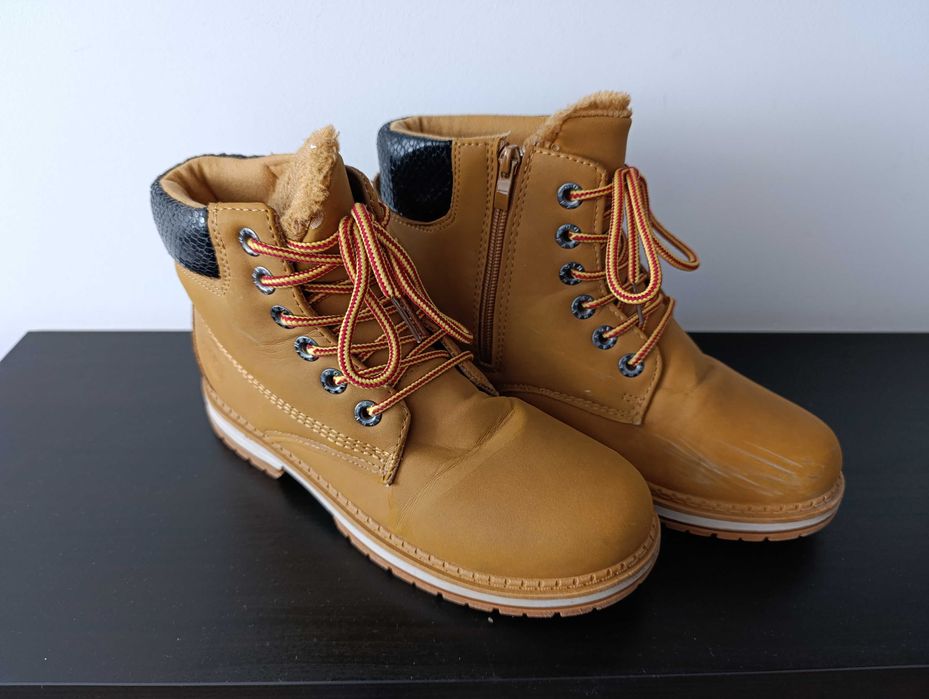 Buty damskie ocieplane 38