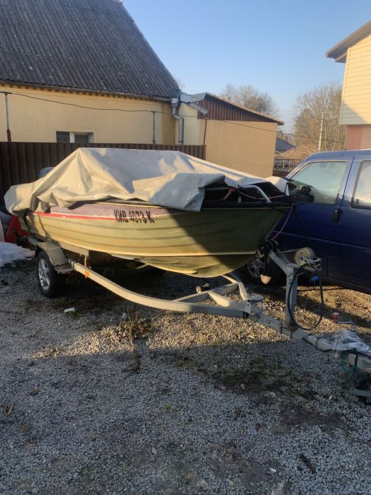 КатерАлюминевий 4.30 СШАмотор 40 електро трим лафет , тент все