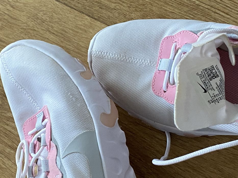 Nike 38,5 Renew Element różowo kremowe