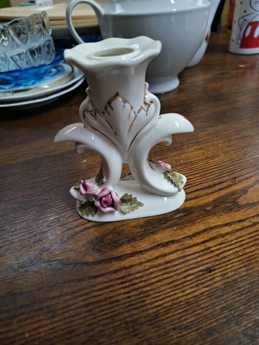 Świecznik porcelana zloto kwiaty róże