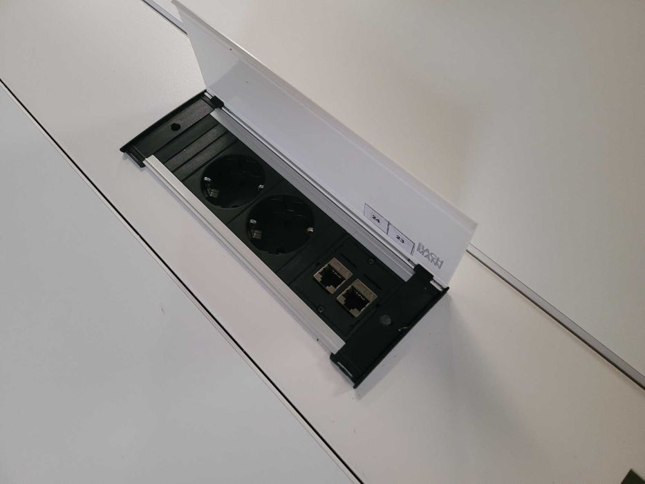 Double desk or small meeting table - excellent condition64584264456834123