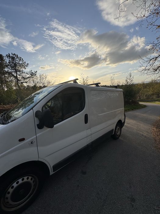 Opel vivaro 1.9 CDTI (2005)