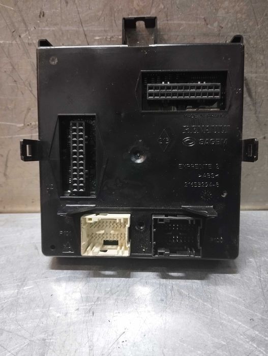 Modulo UCH BCM Renault Laguna II 8200346814 74N2  8200367242